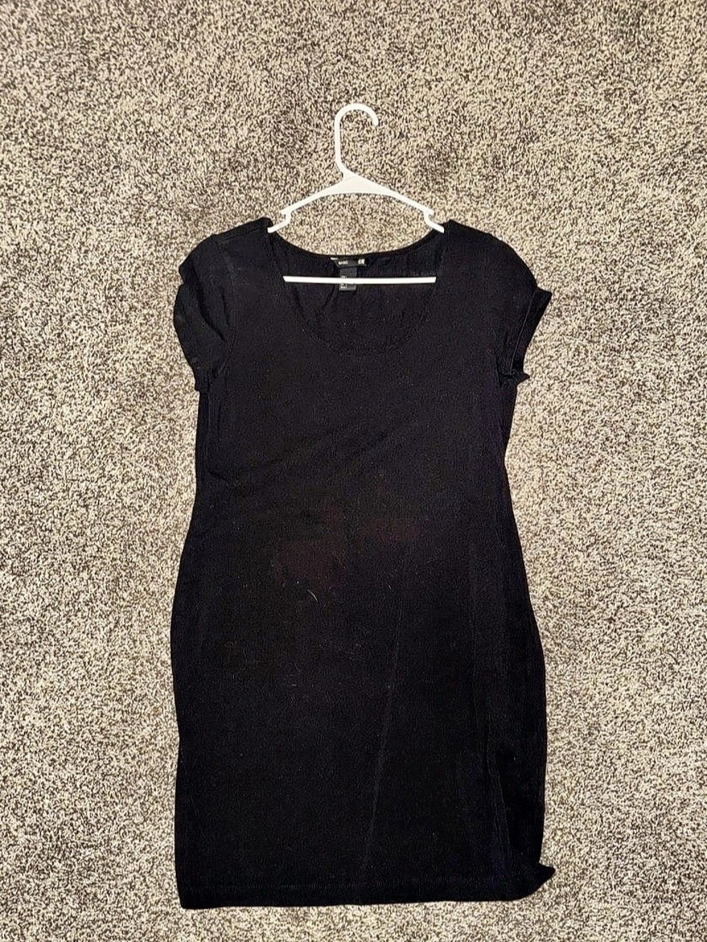 H&M Black Mini Dress Size Large